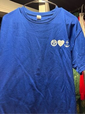 Men's Royal Blue Short Sleeve Graphic Tee with Nautical Heart